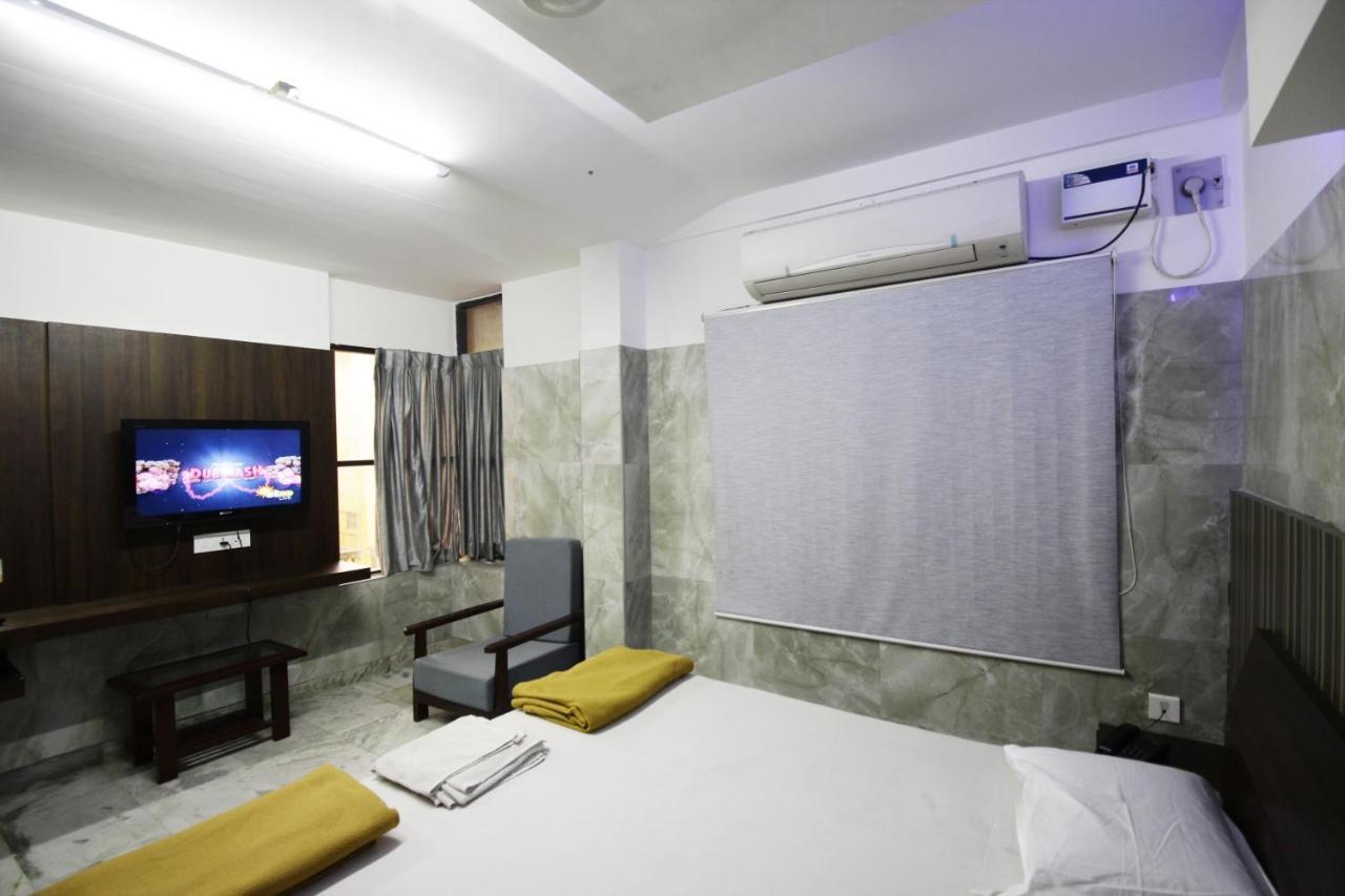 Hotel Joyce Madras Buitenkant foto